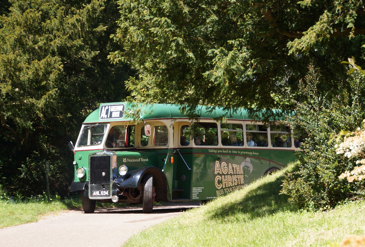 052913 7 Nice way to arrive
