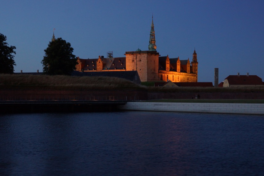 072213 17 Kronborg Slot at night