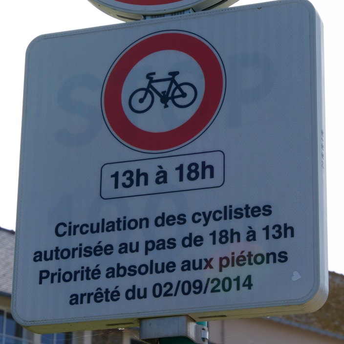 160605 1 Cycling Sign