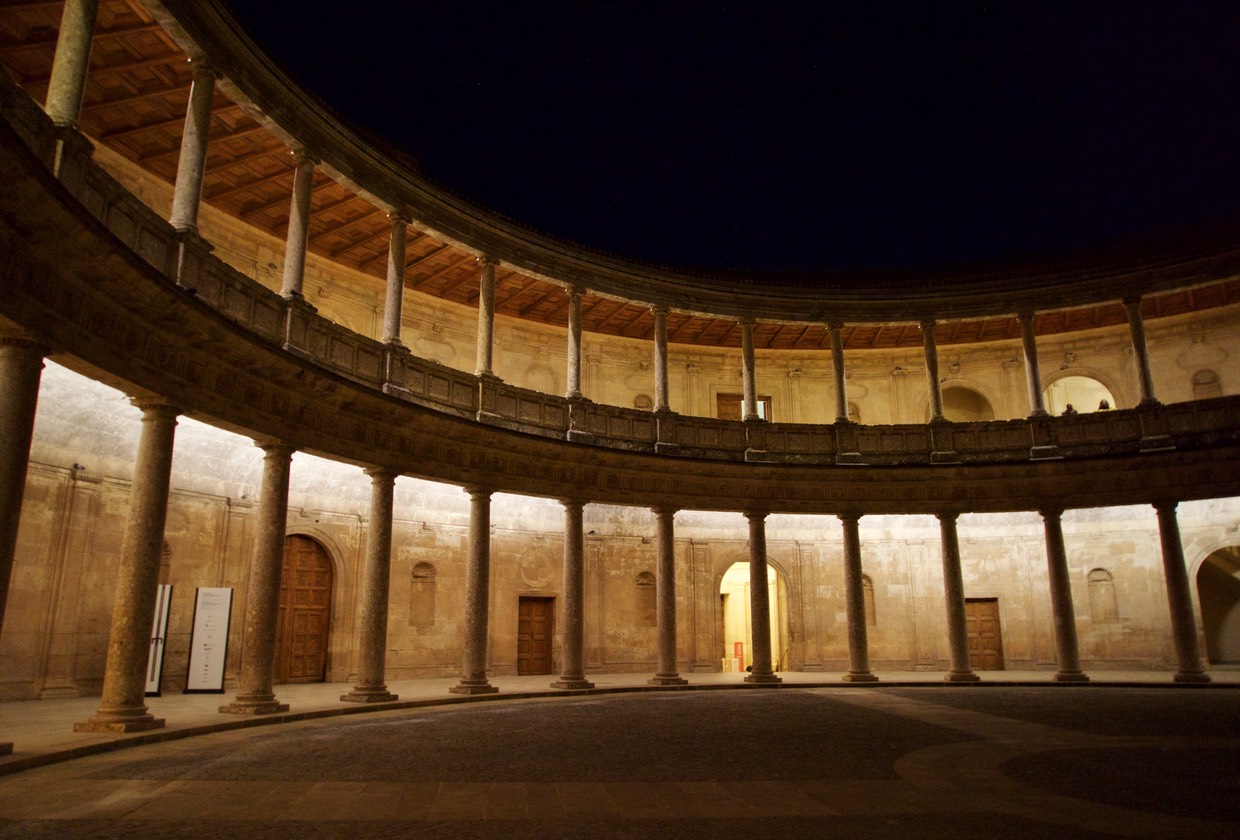 160921 Evening tour of the Alhambra Granada Palace of Charles V