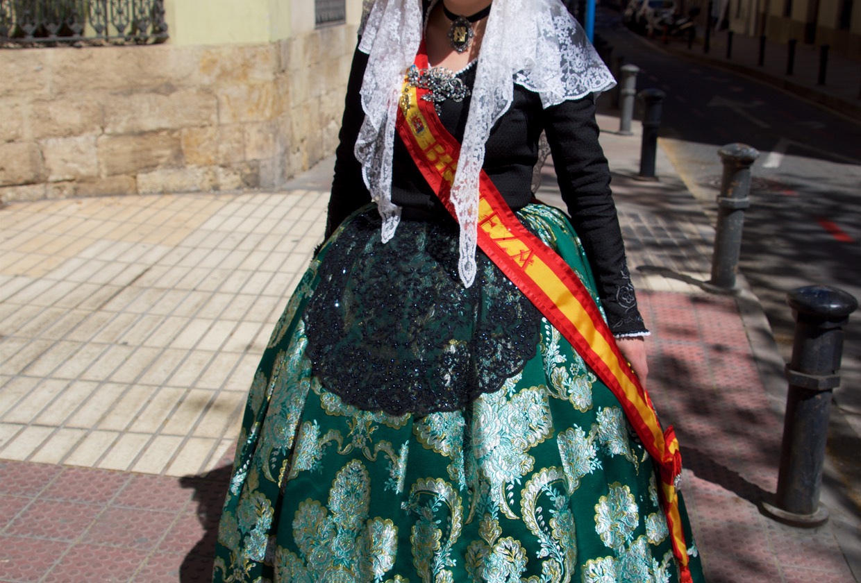 170402 Traditional Alicante Costume
