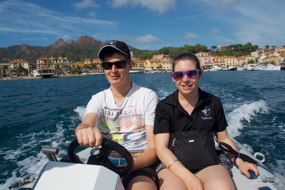 170915 2 Porto Azure Isle Elba Renae and Ben in control