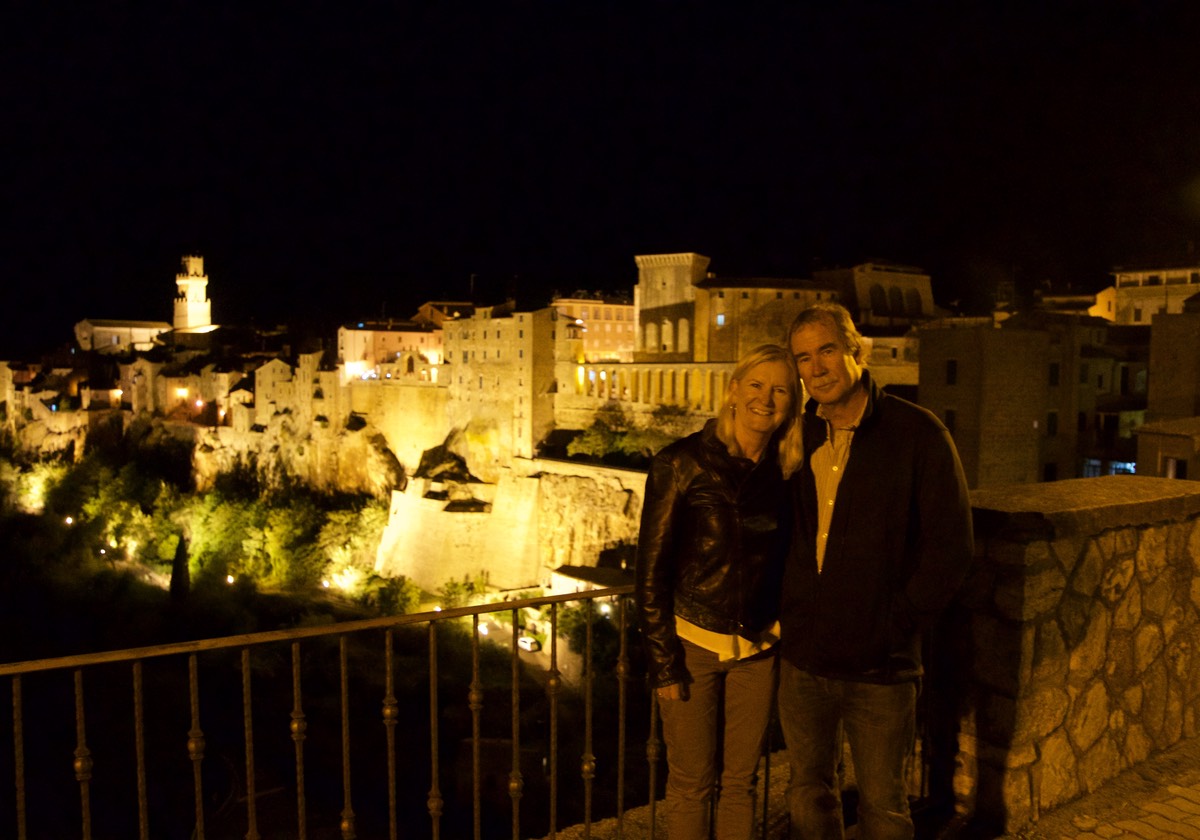 170919 Pitgliano by Night Lee and Andrew