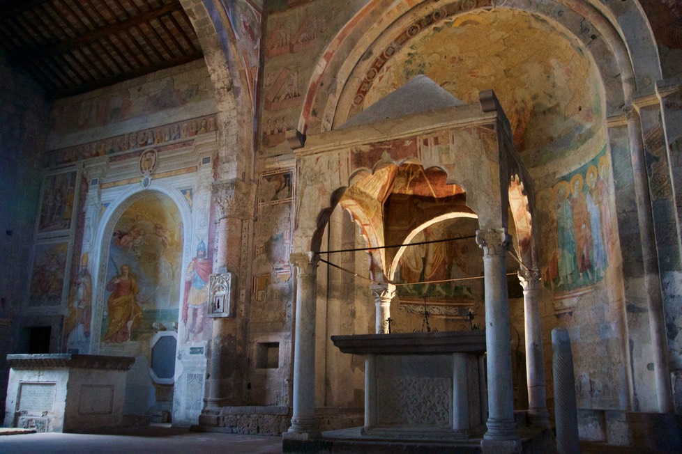 170920 14 Lunch Stop Tuscania Saint Maria Maggiore