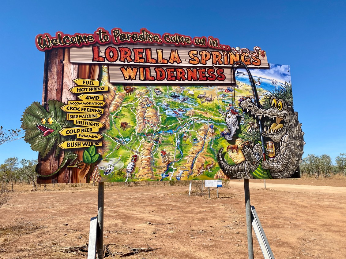 200816 9 A welcomed sign the Turn off to Lorella Springs